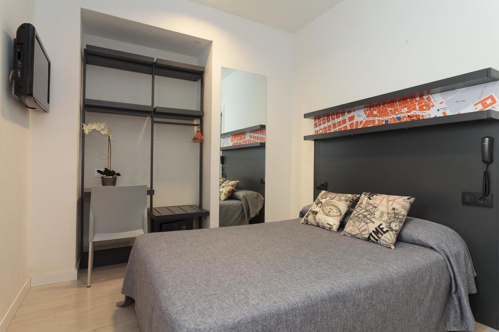 Hostal Benidorm Barcelona Phòng bức ảnh