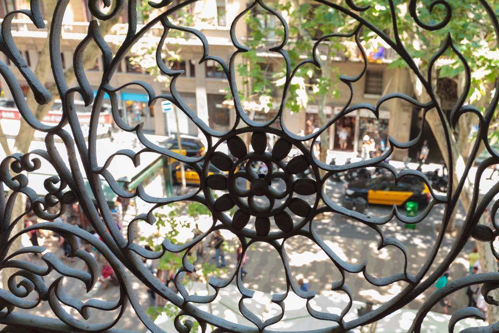 Hostal Benidorm Barcelona Ngoại thất bức ảnh