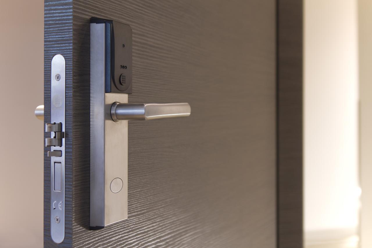 Hostal Benidorm Barcelona Ngoại thất bức ảnh
