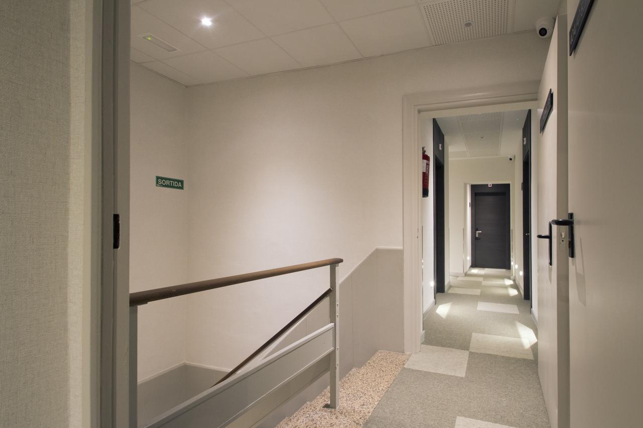Hostal Benidorm Barcelona Ngoại thất bức ảnh