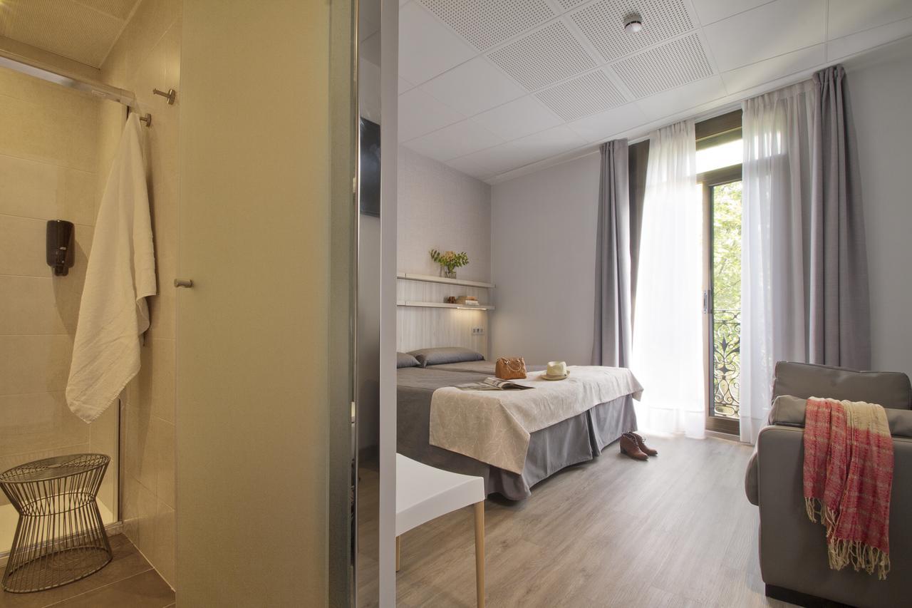 Hostal Benidorm Barcelona Ngoại thất bức ảnh