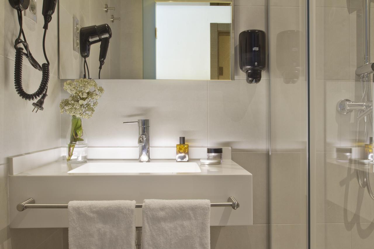 Hostal Benidorm Barcelona Ngoại thất bức ảnh
